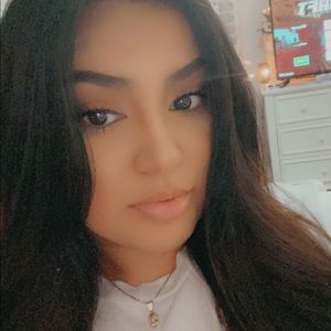 Meet your Posher, Kat